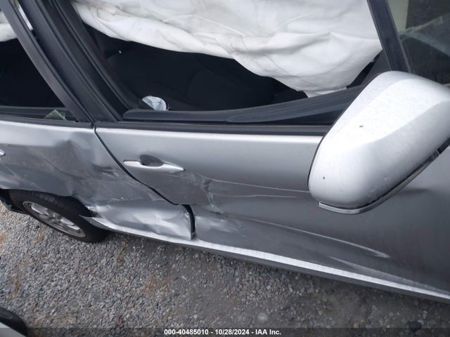 JTDKARFU5G3025778 Toyota Prius Three