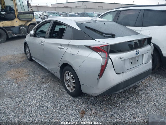 JTDKARFU5G3025778 Toyota Prius Three