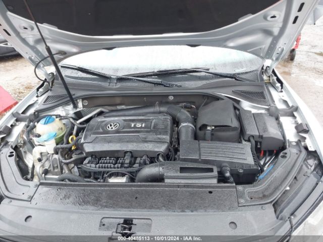 1VWAT7A38GC023044 Volkswagen Passat 1.8t S