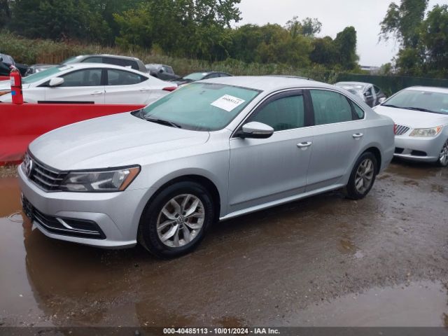 1VWAT7A38GC023044 Volkswagen Passat 1.8t S