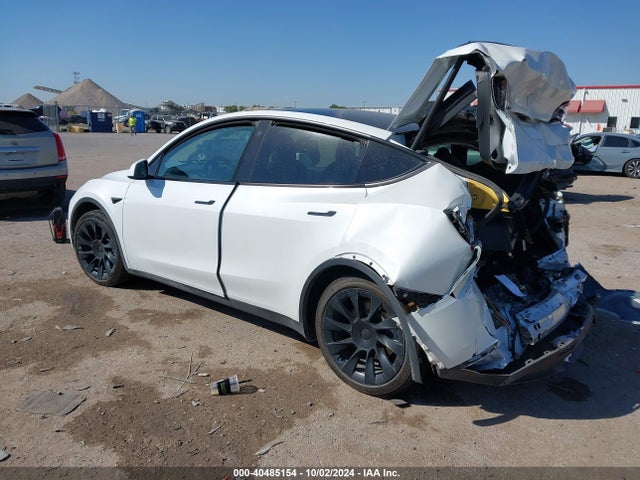 2022 TESLA MODEL Y 7SAYGDEE6NF386283 Photo 2