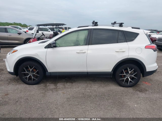 Toyota RAV4 SE 2017 JTMJFREV8HD219580 Image 15