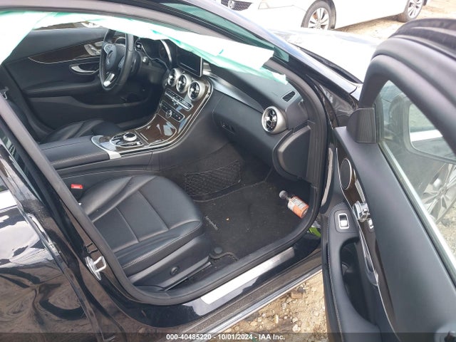 55SWF4JB0JU244815 Mercedes-Benz C 300