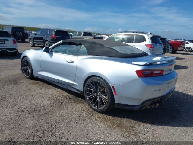 2017 CHEVROLET CAMARO 1G1FK3D68H0212699 Photo 2