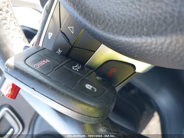 Chrysler 200 Limited 2015 1C3CCCAB5FN660248 Image 11