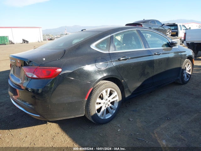 Chrysler 200 Limited 2015 1C3CCCAB5FN660248 Image 4