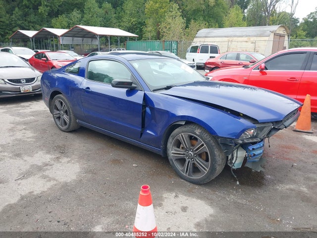 2014 1ZVBP8AM9E5257573 main image