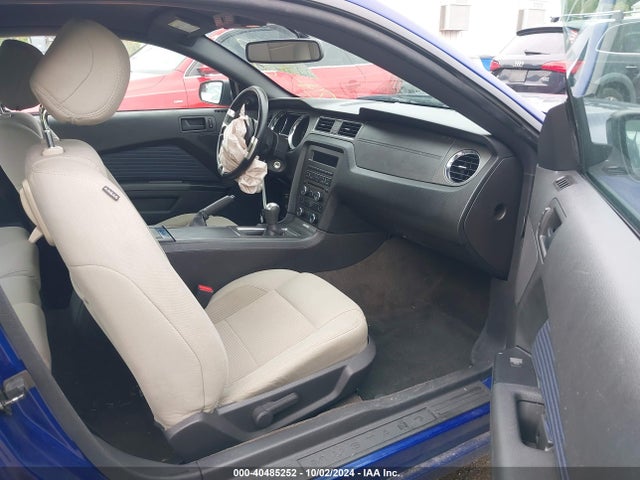Ford Mustang V6 2014 1ZVBP8AM9E5257573 Image 5