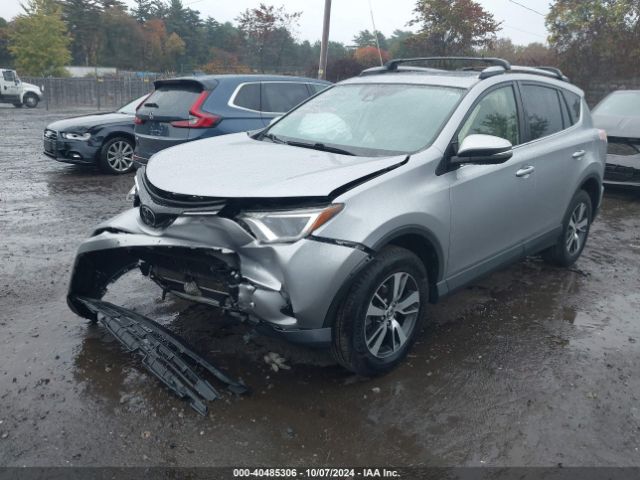 JTMRFREVXJD234817 Toyota Rav4 Xle