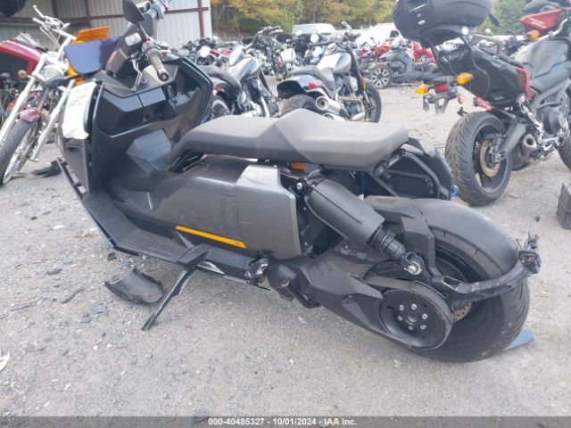 2022 BMW CE 04 WB10C5302N6F92599 Photo 2