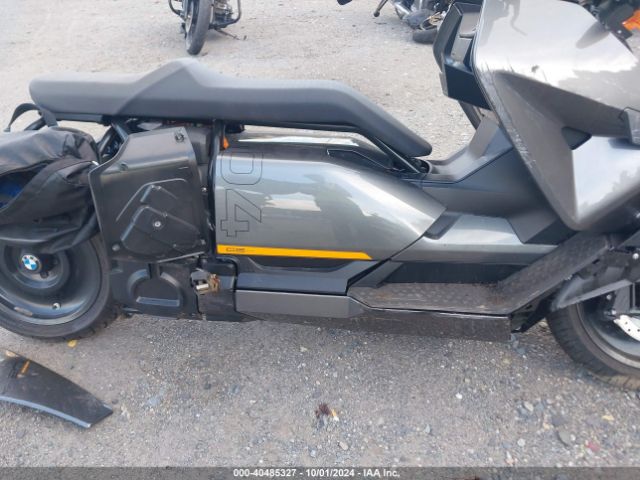 2022 BMW CE 04 WB10C5302N6F92599 Photo 7