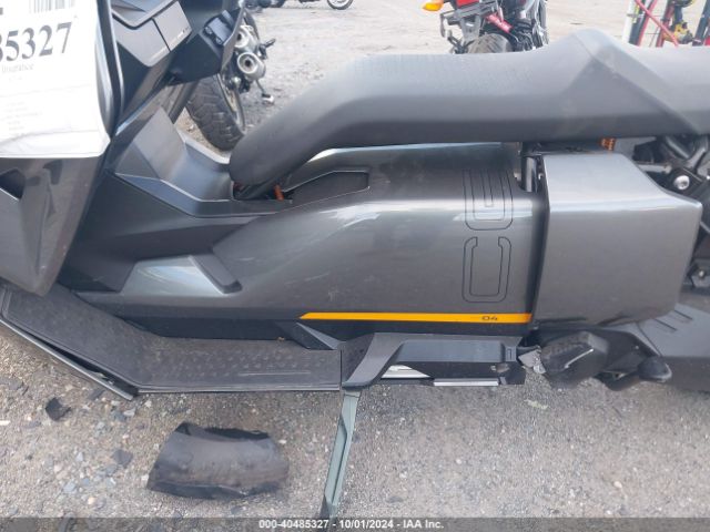 2022 BMW CE 04 WB10C5302N6F92599 Photo 8