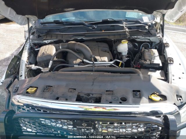 1C6RR6NT8JS200219 RAM 1500 Laramie  4x2 5'7 Box