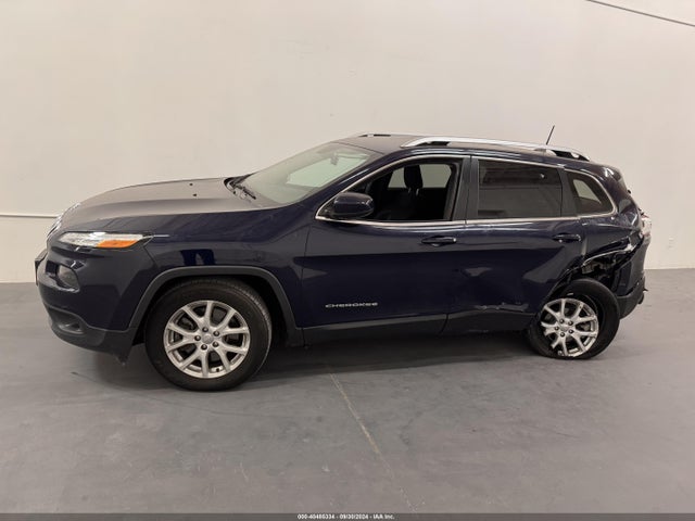 Jeep Cherokee Latitude 2016 1C4PJLCB7GW257769 Image 2