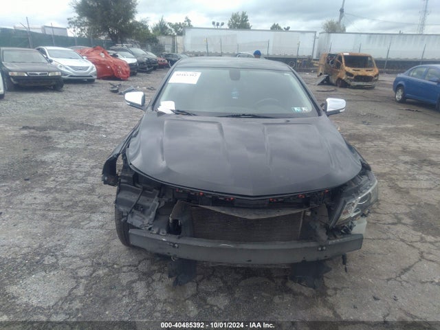 Chevrolet IMPALA 1LT 2018 2G1105S33J9141069 Image 13