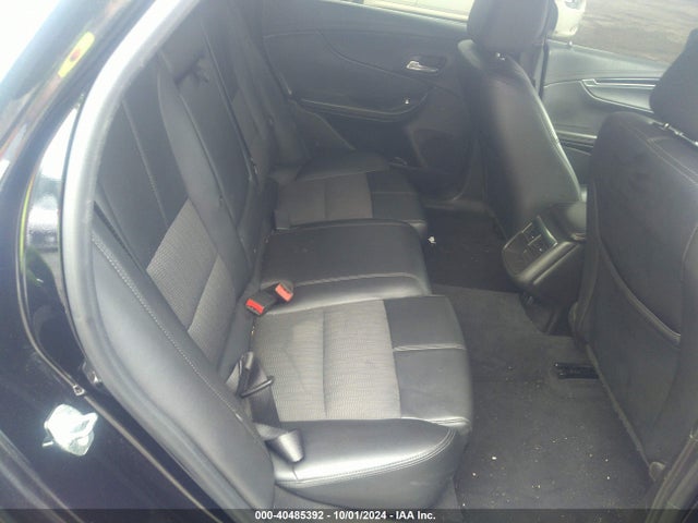 Chevrolet IMPALA 1LT 2018 2G1105S33J9141069 Image 8