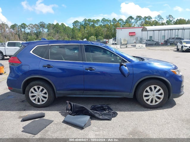 Nissan ROGUE S 2017 KNMAT2MT4HP585051 Image 13