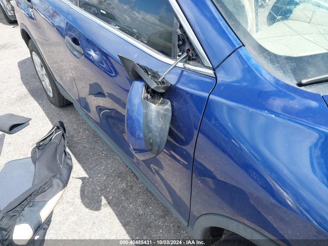 Nissan ROGUE S 2017 KNMAT2MT4HP585051 Image 17