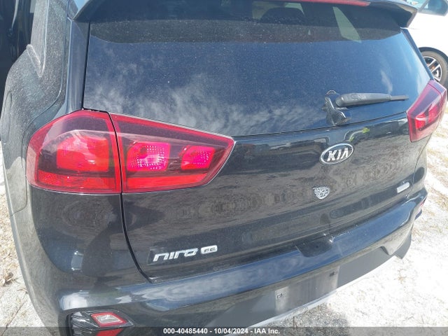 KNDCB3LC2M5469226 KIA NIRO LX