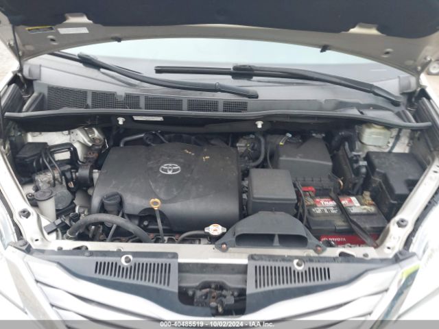 5TDDZ3DC7HS184567 Toyota Sienna Xle 7 Passenger