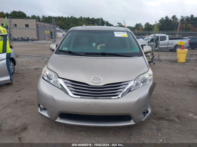 5TDDZ3DC7HS184567 Toyota Sienna Xle 7 Passenger