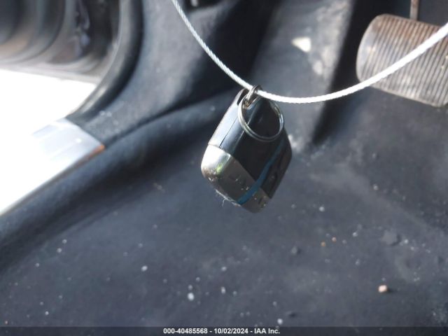 2011 JAGUAR XJ SAJWA1CB0BLV06246 Photo 10