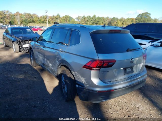 3VV2B7AX2LM057441 Volkswagen Tiguan 2.0t Se/2.0t Se R-line Black/2.0t Sel