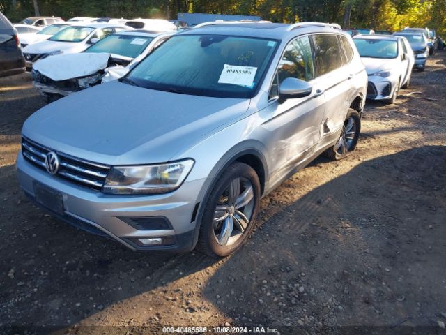 3VV2B7AX2LM057441 Volkswagen Tiguan 2.0t Se/2.0t Se R-line Black/2.0t Sel