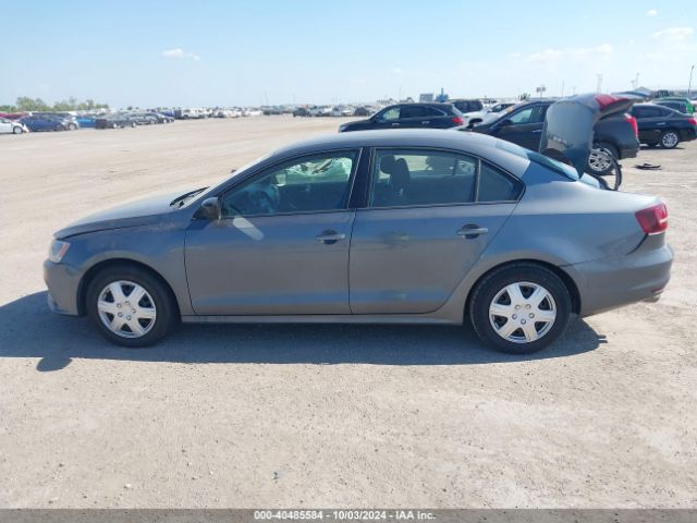 3VW267AJ0GM210223 Volkswagen Jetta 1.4t S