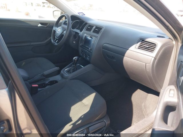 3VW267AJ0GM210223 Volkswagen Jetta 1.4t S