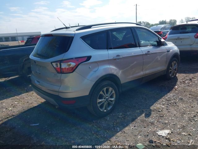1FMCU0GD6JUD06829 Ford ESCAPE SE