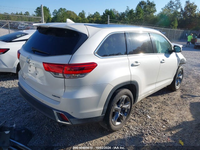 Toyota Highlander Limited Platinum 2018 5TDYZRFH5JS254909 Image 4
