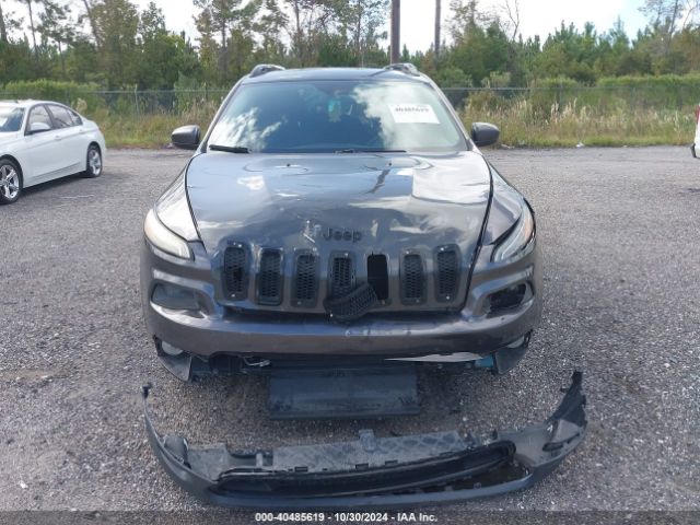 1C4PJLCB0FW722522 Jeep Cherokee Latitude Altitude