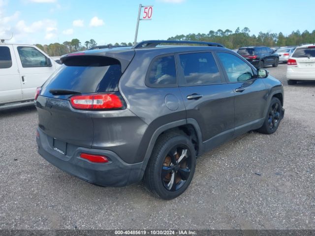 1C4PJLCB0FW722522 Jeep Cherokee Latitude Altitude