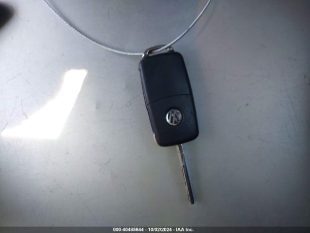 3VW2K7AJ7EM256477 Volkswagen Jetta 2.0l S