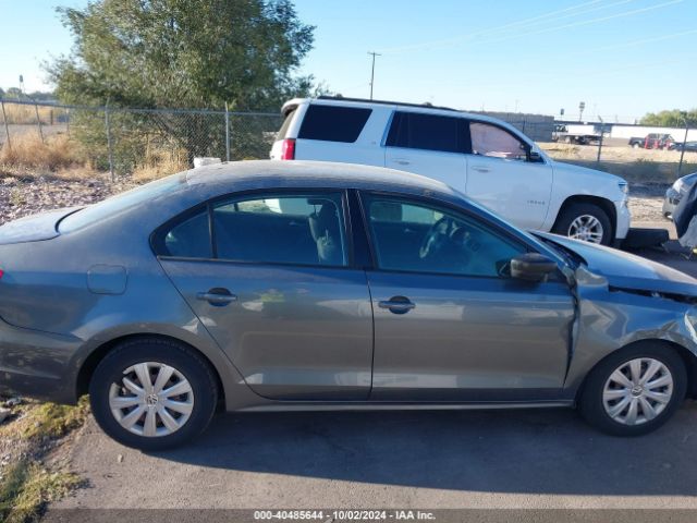 3VW2K7AJ7EM256477 Volkswagen Jetta 2.0l S
