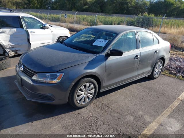 3VW2K7AJ7EM256477 Volkswagen Jetta 2.0l S