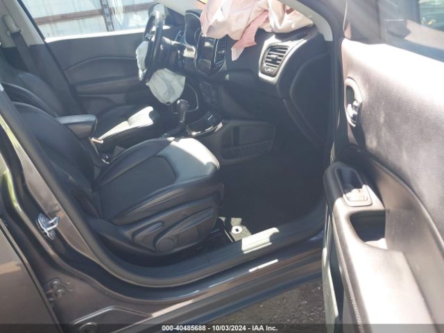 3C4NJCBB3LT147584 Jeep Compass Altitude Fwd