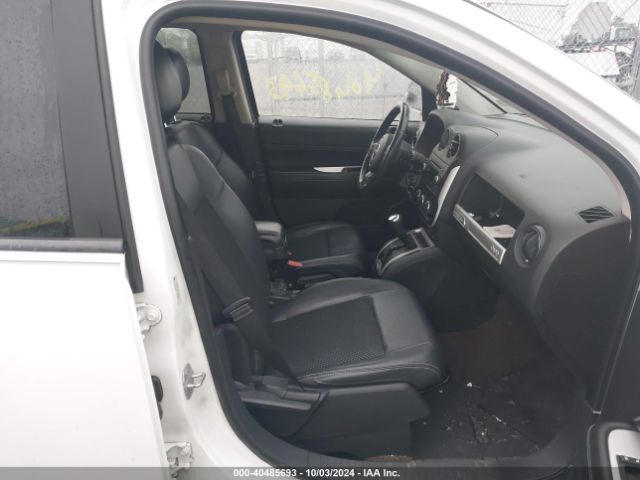 1C4NJDEB0ED852952 Jeep Compass Latitude