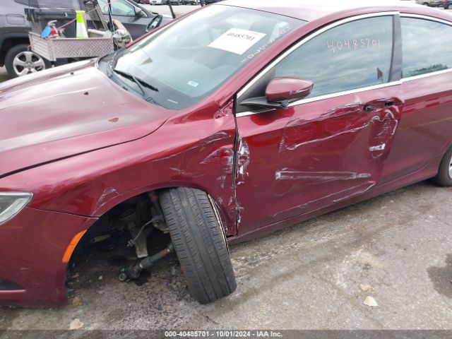 1C3CCCFB5FN726628 Chrysler 200 LX