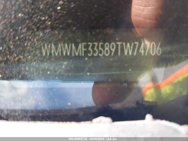 2009 MINI COOPER WMWMF33589TW74706 Photo 8