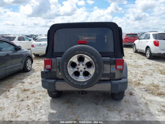 1C4HJWEGXGL157259 Jeep Wrangler Unlimited Sahara