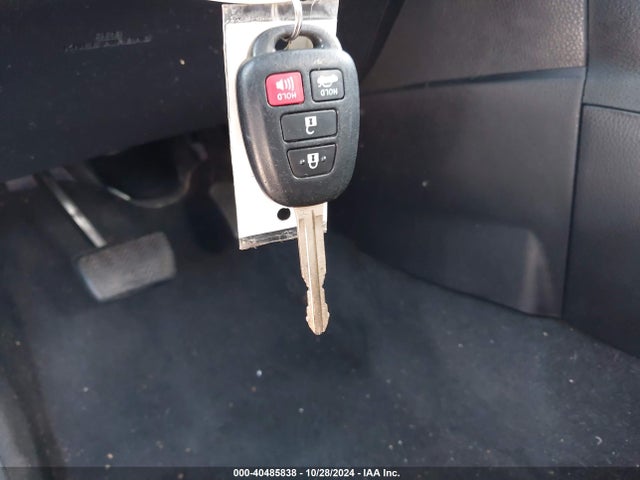 Toyota COROLLA LE 2015 2T1BURHE7FC236225 Image 11
