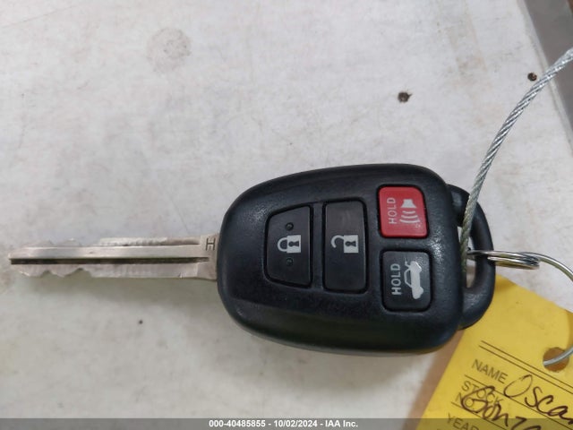 Toyota COROLLA SE 2018 5YFBURHE0JP747638 Image 11