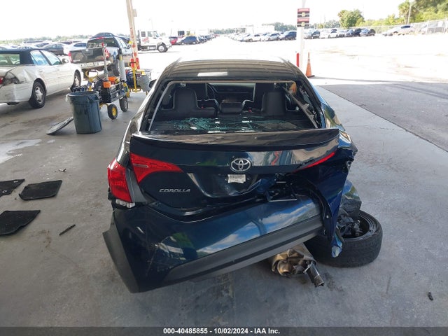 Toyota COROLLA SE 2018 5YFBURHE0JP747638 Image 17