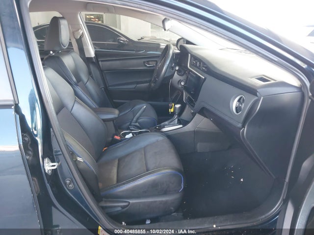 Toyota COROLLA SE 2018 5YFBURHE0JP747638 Image 5