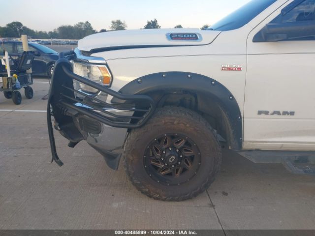 3C6UR5CJ2KG599384 RAM 2500 Tradesman  4x4 6'4 Box
