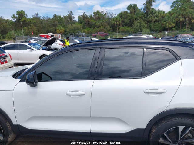 YV4162UM5M2459379 Volvo Xc40 T5 R-design