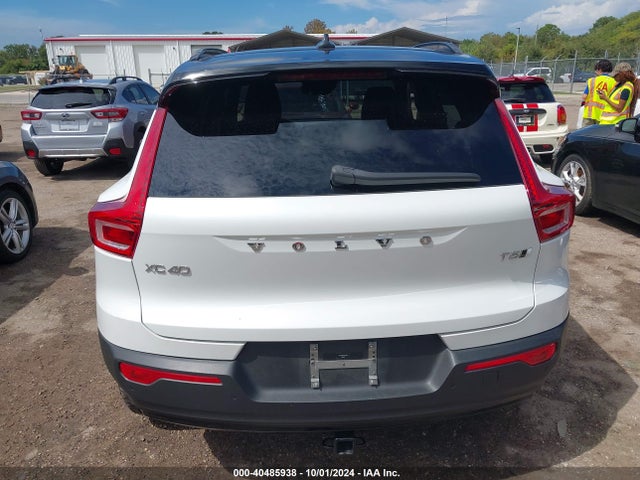 YV4162UM5M2459379 Volvo Xc40 T5 R-design