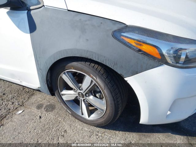 3KPFL4A75JE275652 KIA FORTE S